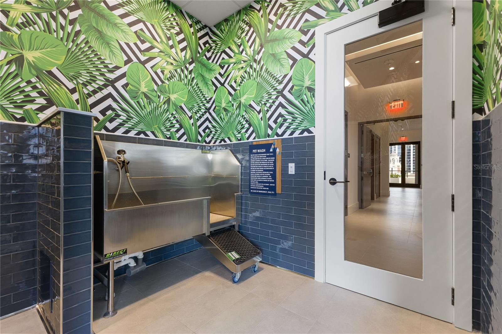 Image 28 of 33 For 275 1st Avenue S 1407