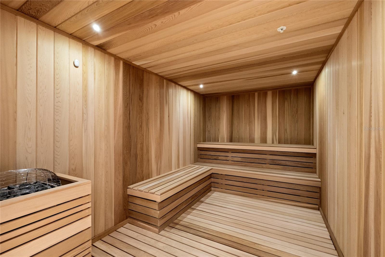 Image 31 of 33 For 275 1st Avenue S 1407