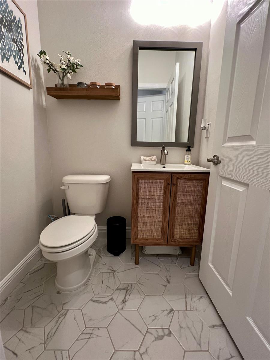 Listing photo id 30 for 28841 Orange Berry Drive