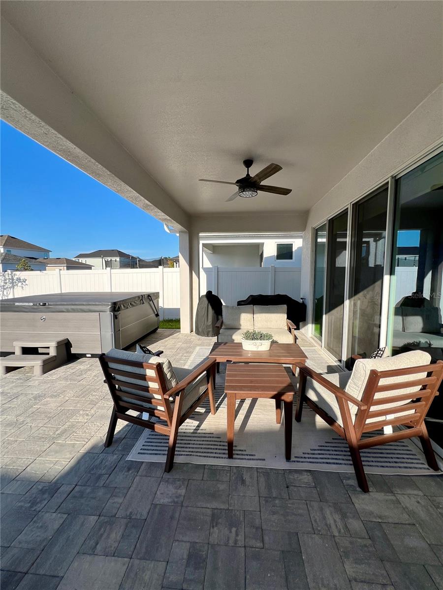 Listing photo id 31 for 28841 Orange Berry Drive