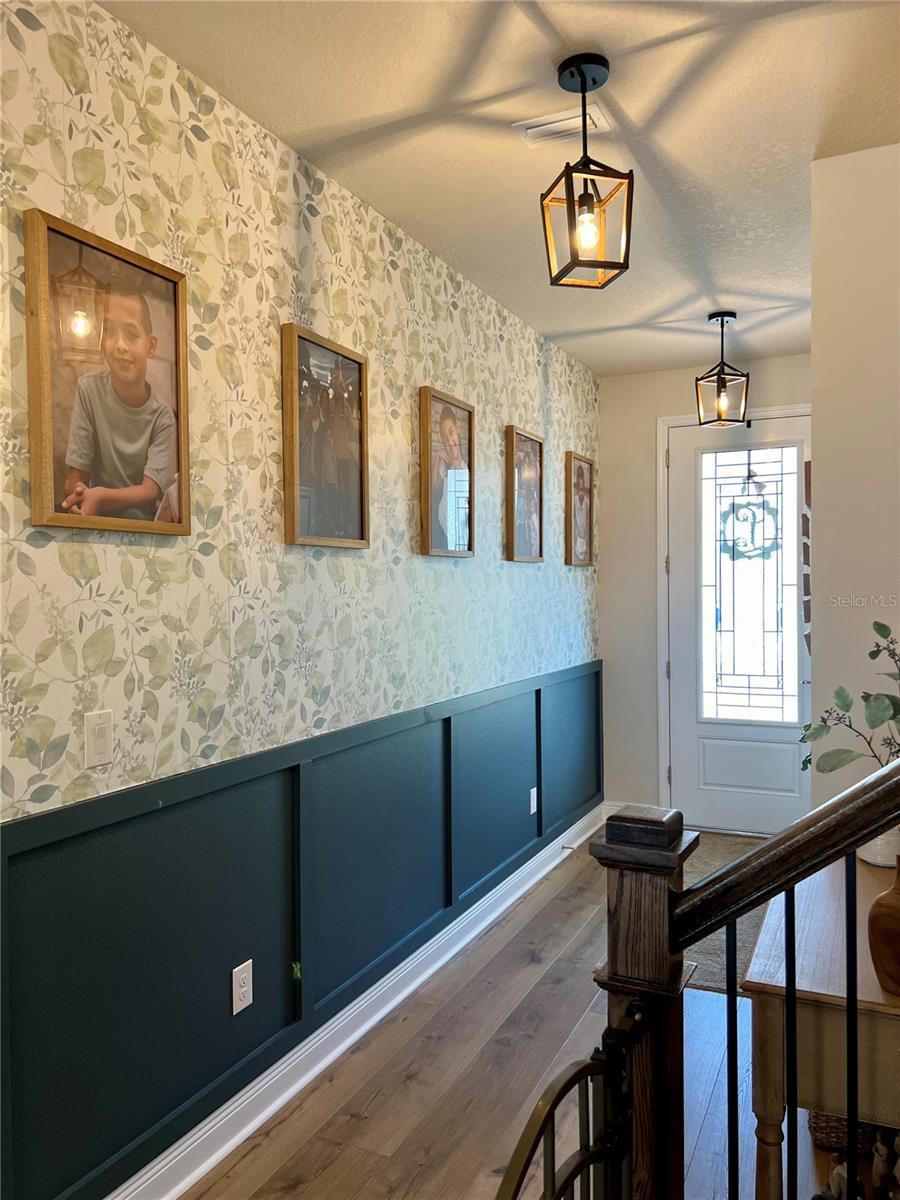 Listing photo id 3 for 28841 Orange Berry Drive