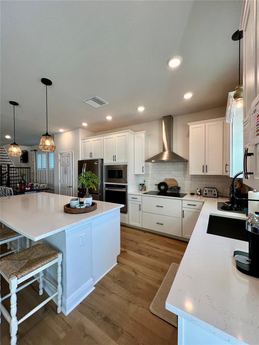 Listing photo id 5 for 28841 Orange Berry Drive