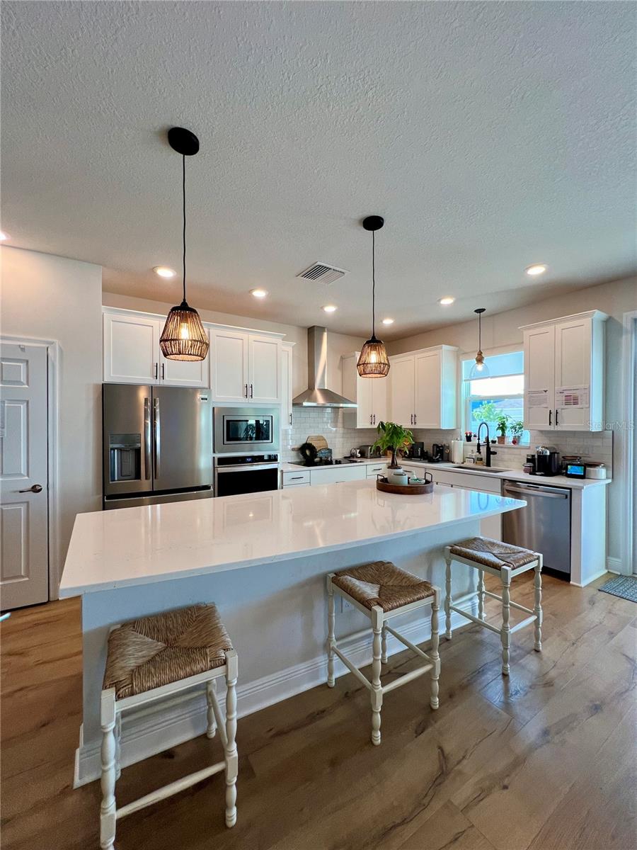 Listing photo id 6 for 28841 Orange Berry Drive