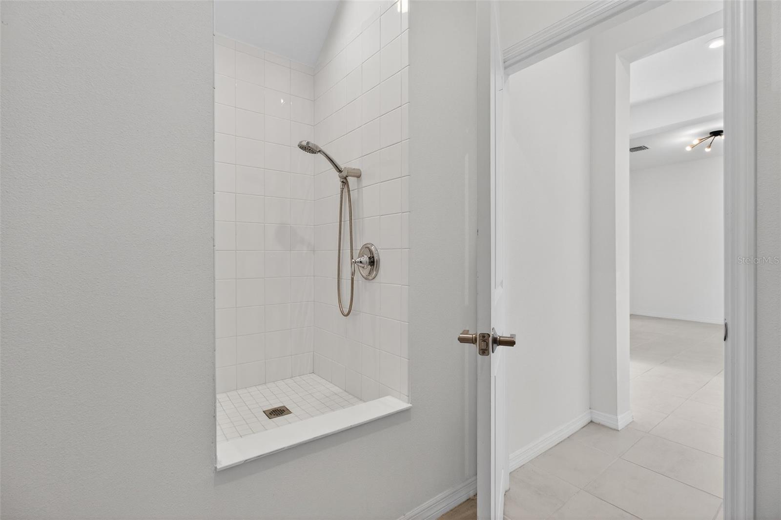 Image 46 of 65 For 5805 Fieldmoor Court