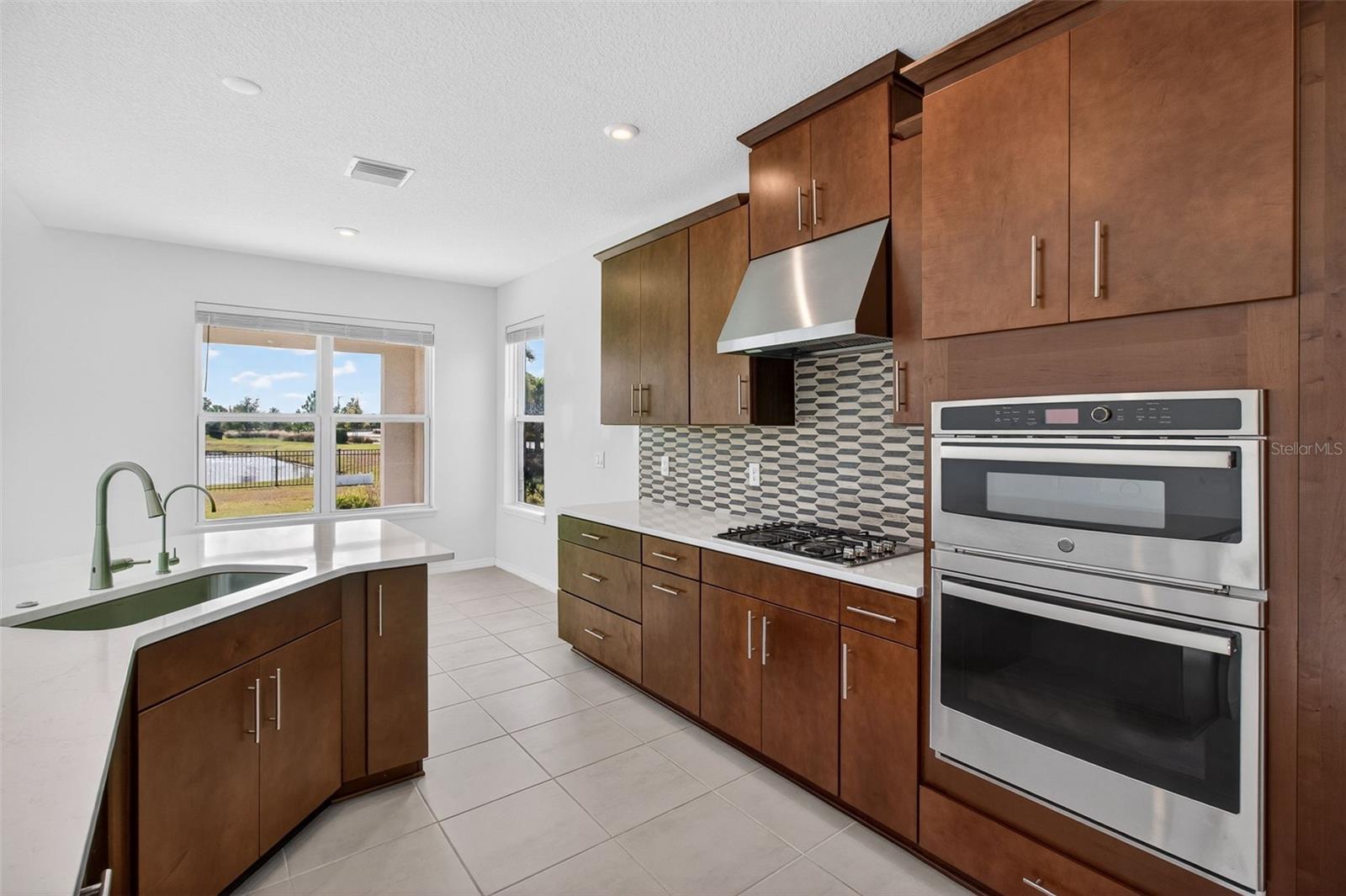 Image 7 of 65 For 5805 Fieldmoor Court