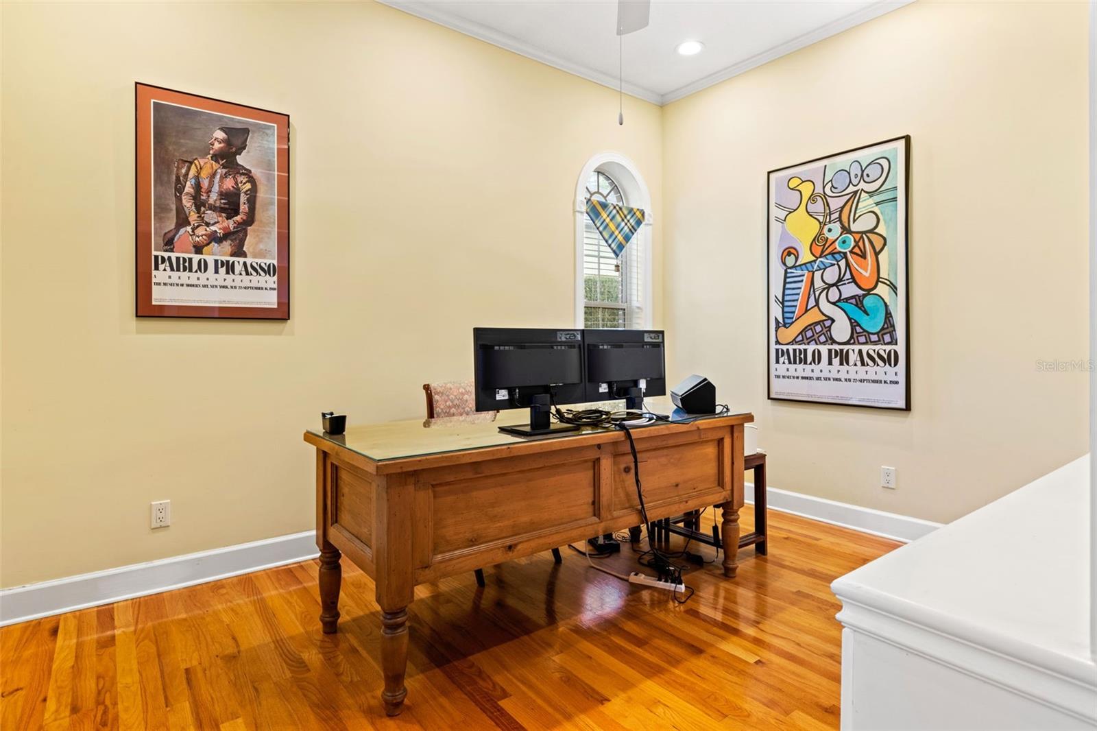 Image 11 of 52 For 6445 Renwick Circle