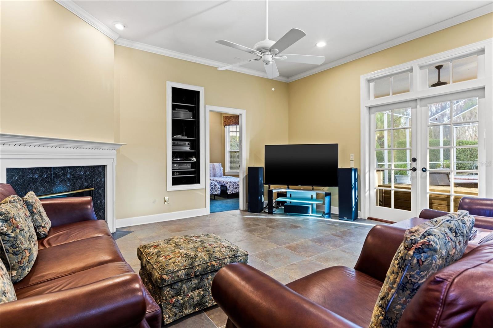 Image 15 of 52 For 6445 Renwick Circle