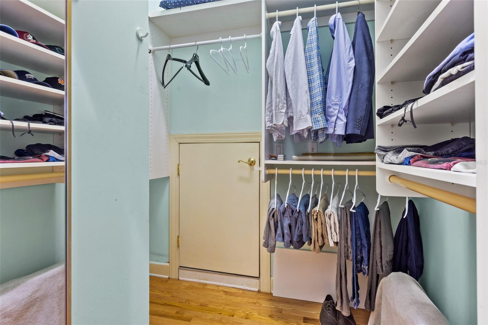 Image 30 of 52 For 6445 Renwick Circle