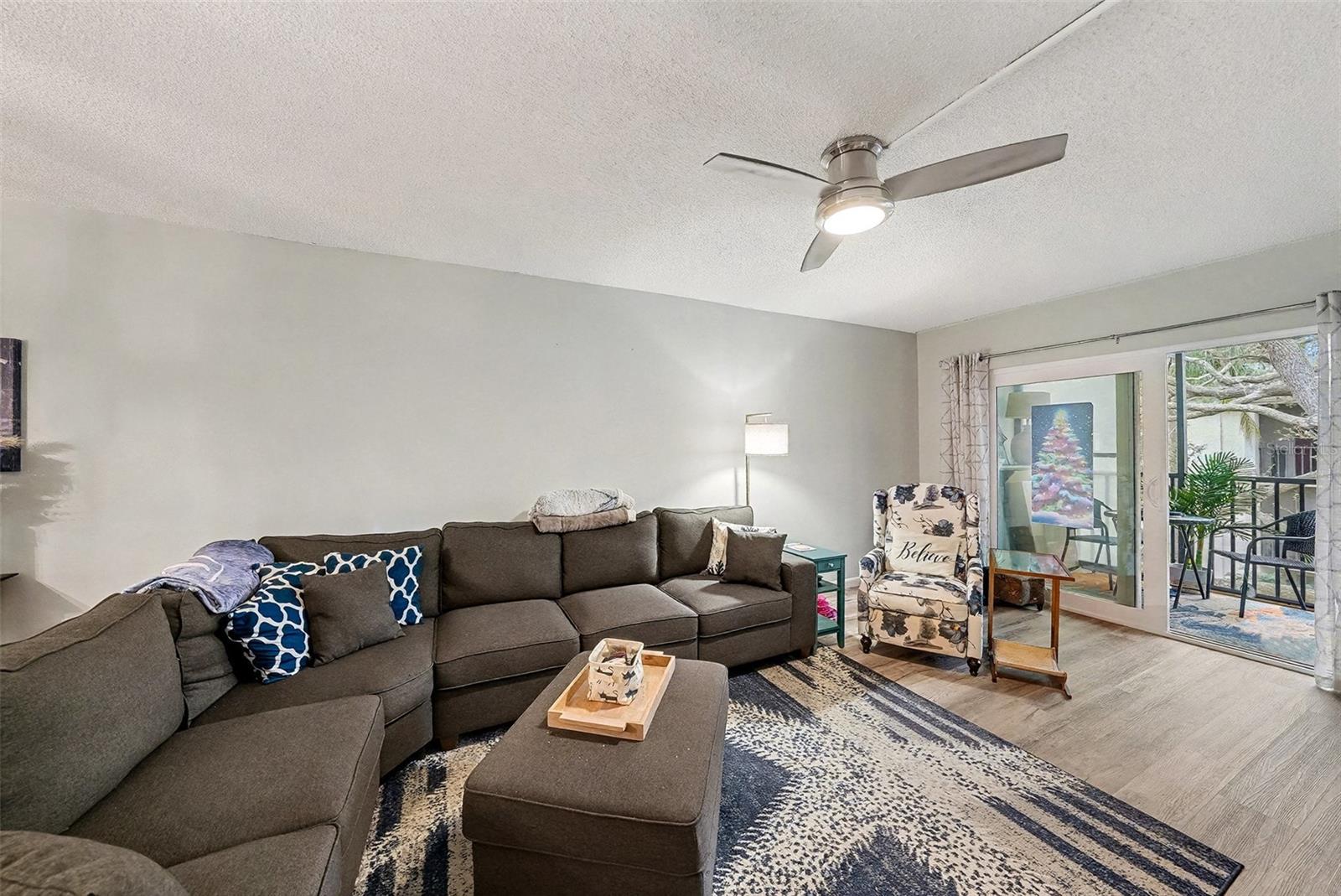 Image 13 of 23 For 831 Maple Court 310