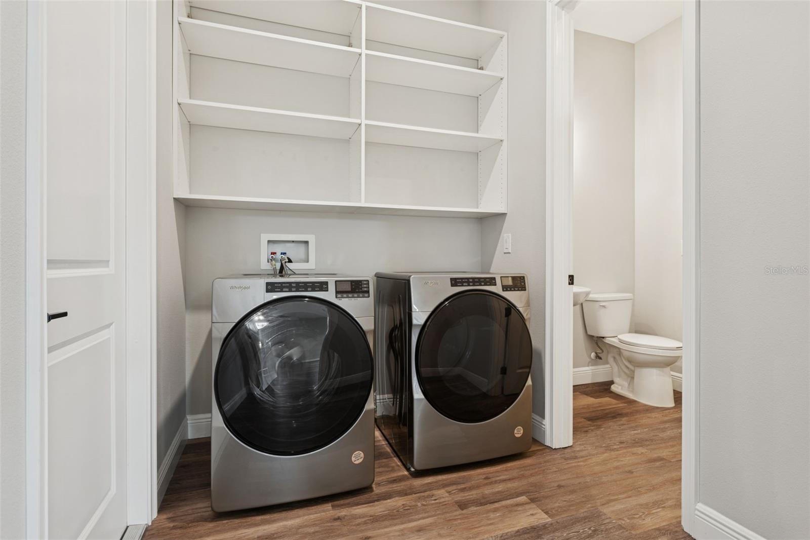 Image 37 of 52 For 3824 Carmen Street