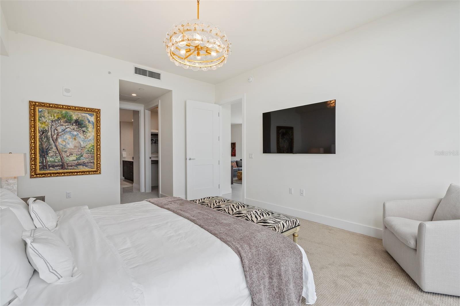 Image 14 of 71 For 301 1st Street S 2603