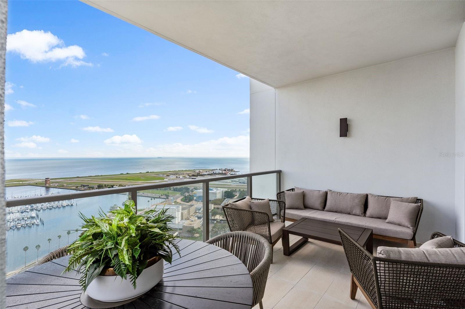 Image 22 of 71 For 301 1st Street S 2603