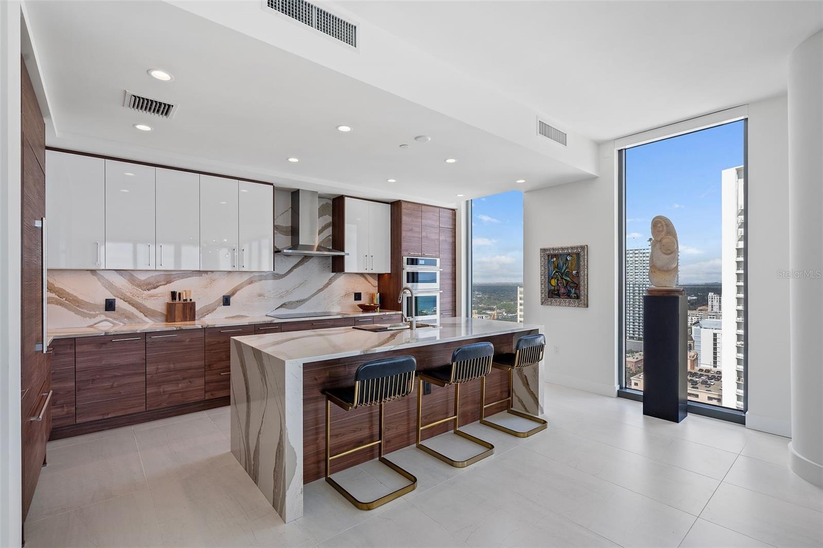 Image 4 of 71 For 301 1st Street S 2603