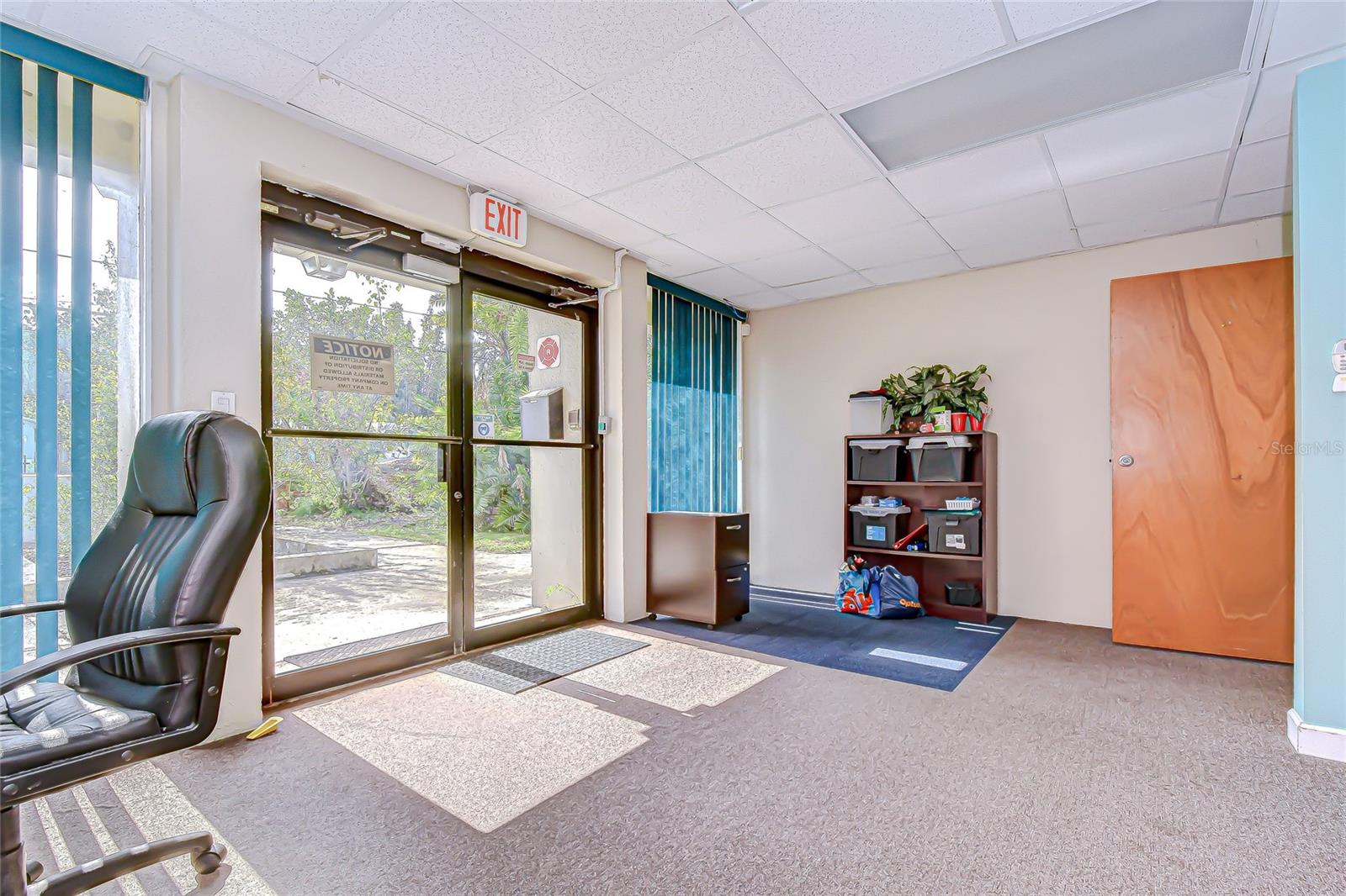 Image 3 of 36 For 2901 58th Avenue N