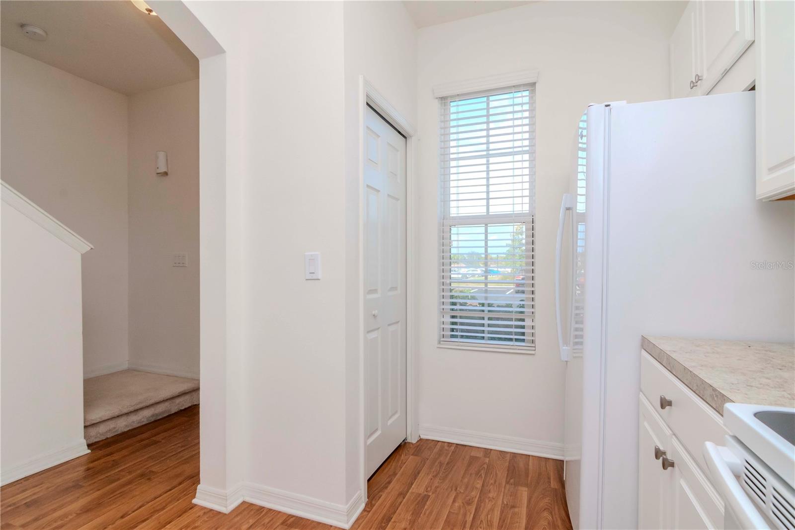 Image 7 of 24 For 8951 Walnut Gable Court