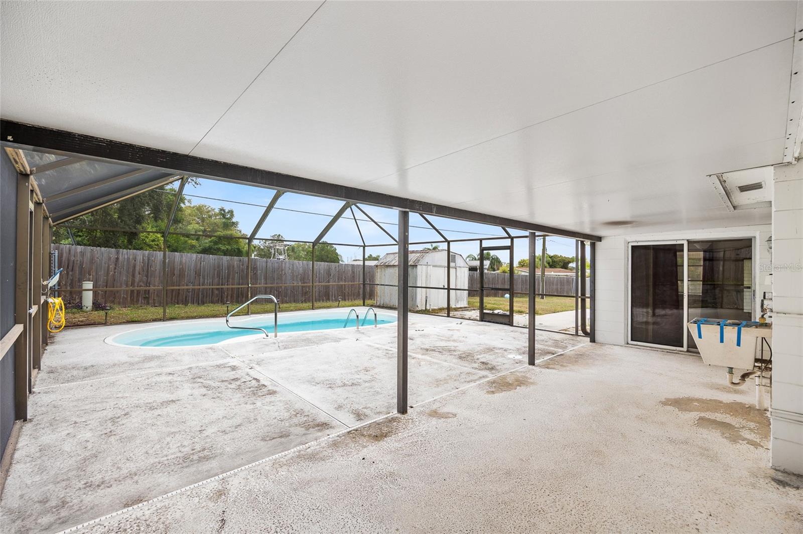 Image 21 of 37 For 3342 Peterborough Street