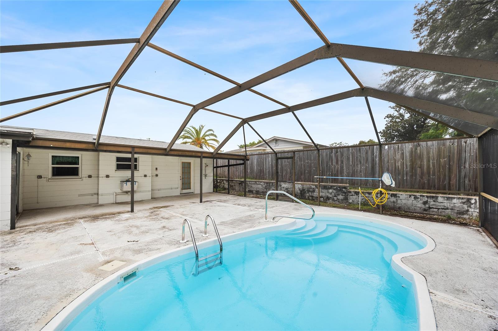 Image 23 of 37 For 3342 Peterborough Street