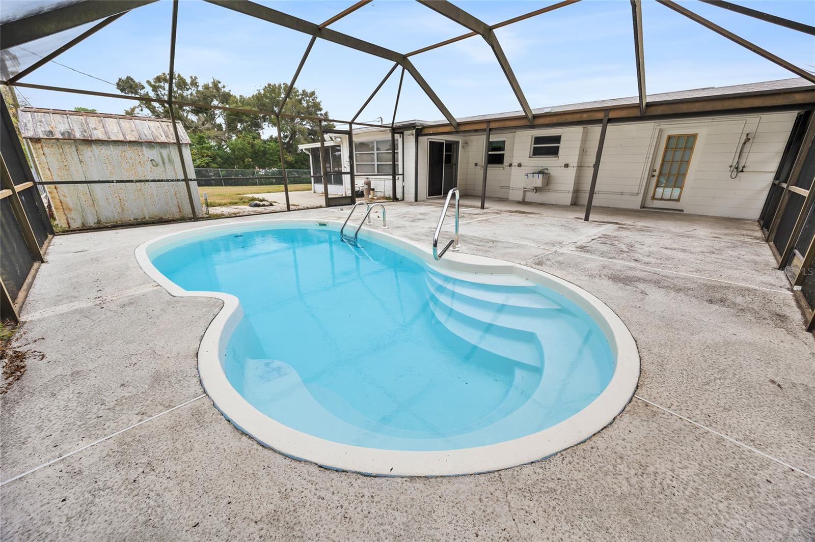 Image 24 of 37 For 3342 Peterborough Street