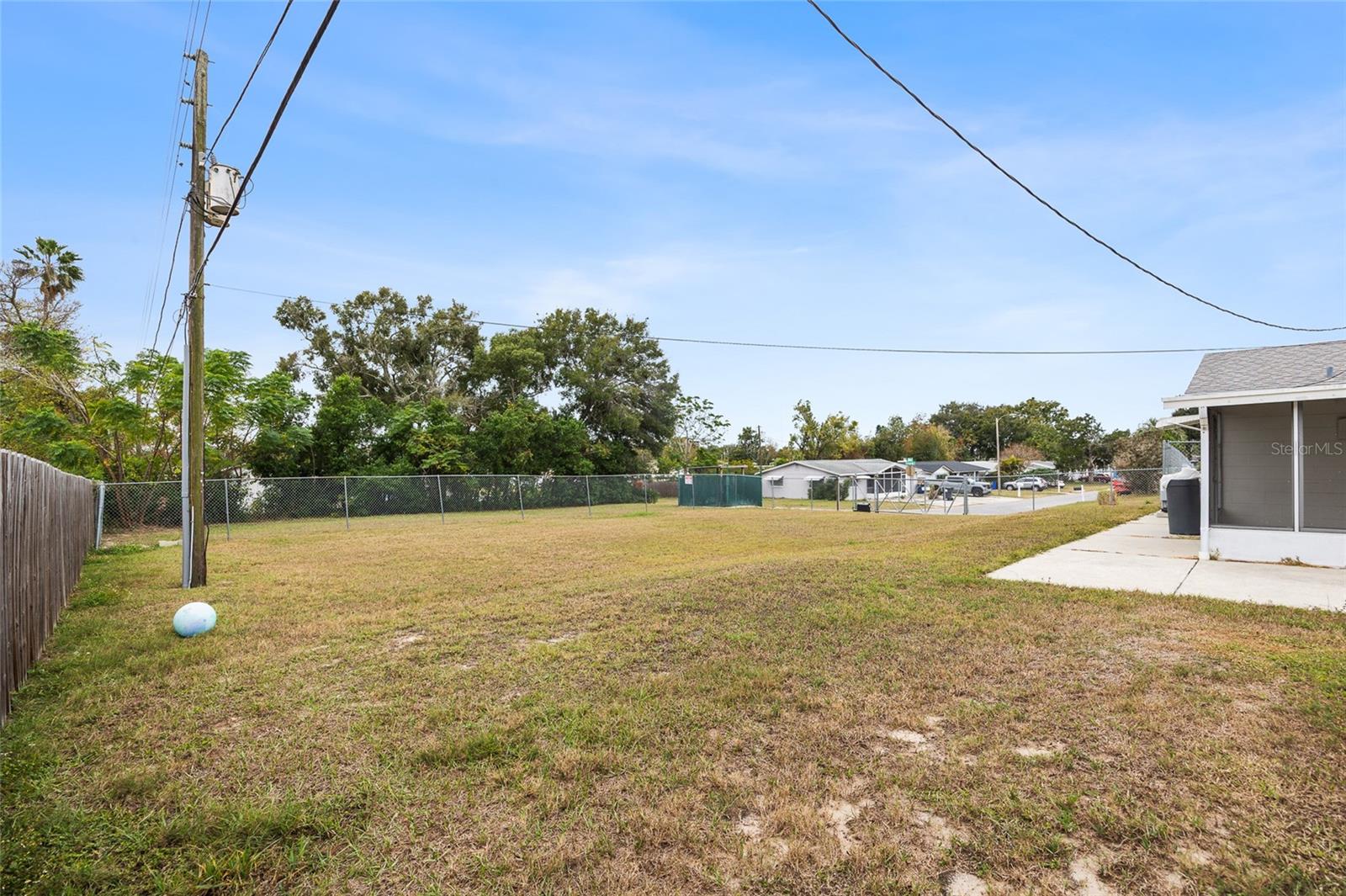 Image 29 of 37 For 3342 Peterborough Street