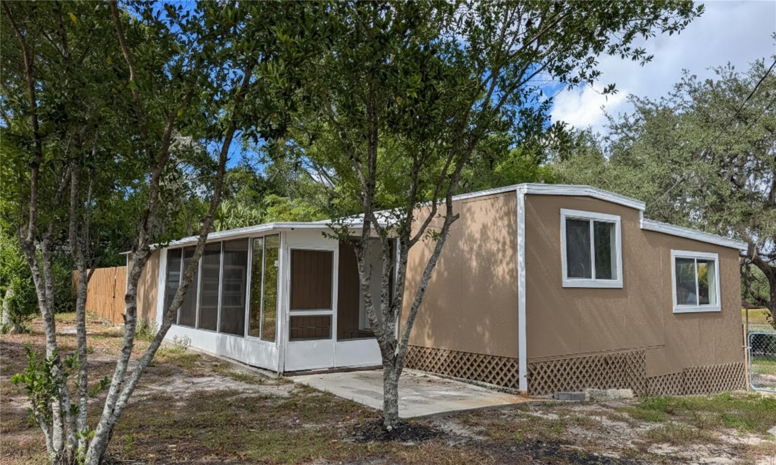 Details for 9761 Lake Drive, WEEKI WACHEE, FL 34613