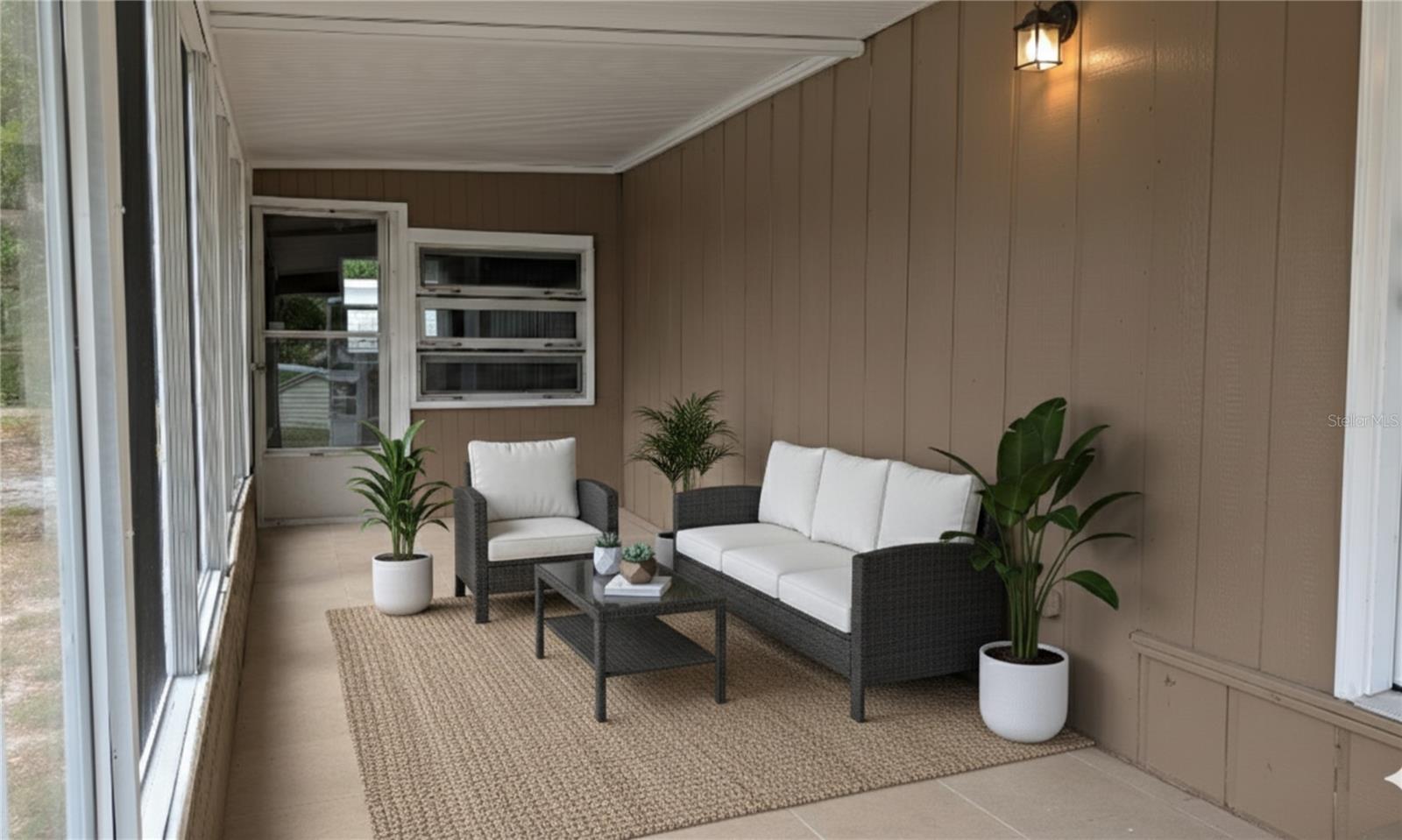 Listing photo id 0 for 9761 Lake Drive