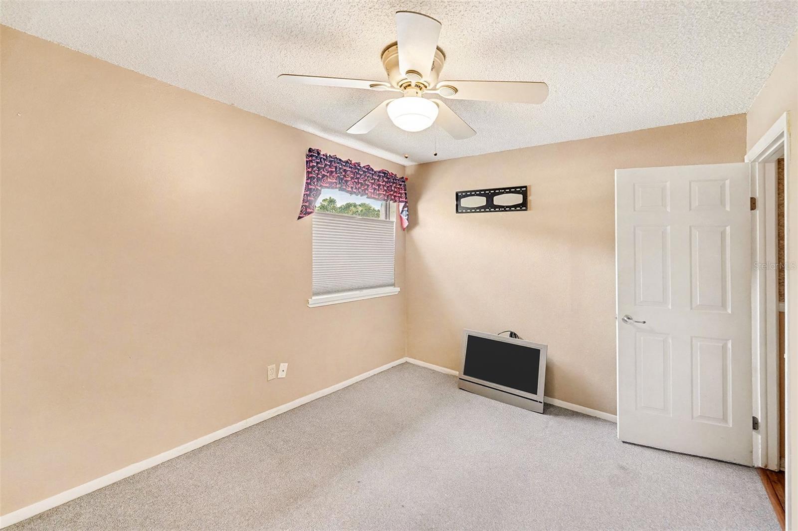 Image 11 of 28 For 7504 Dolonita Drive