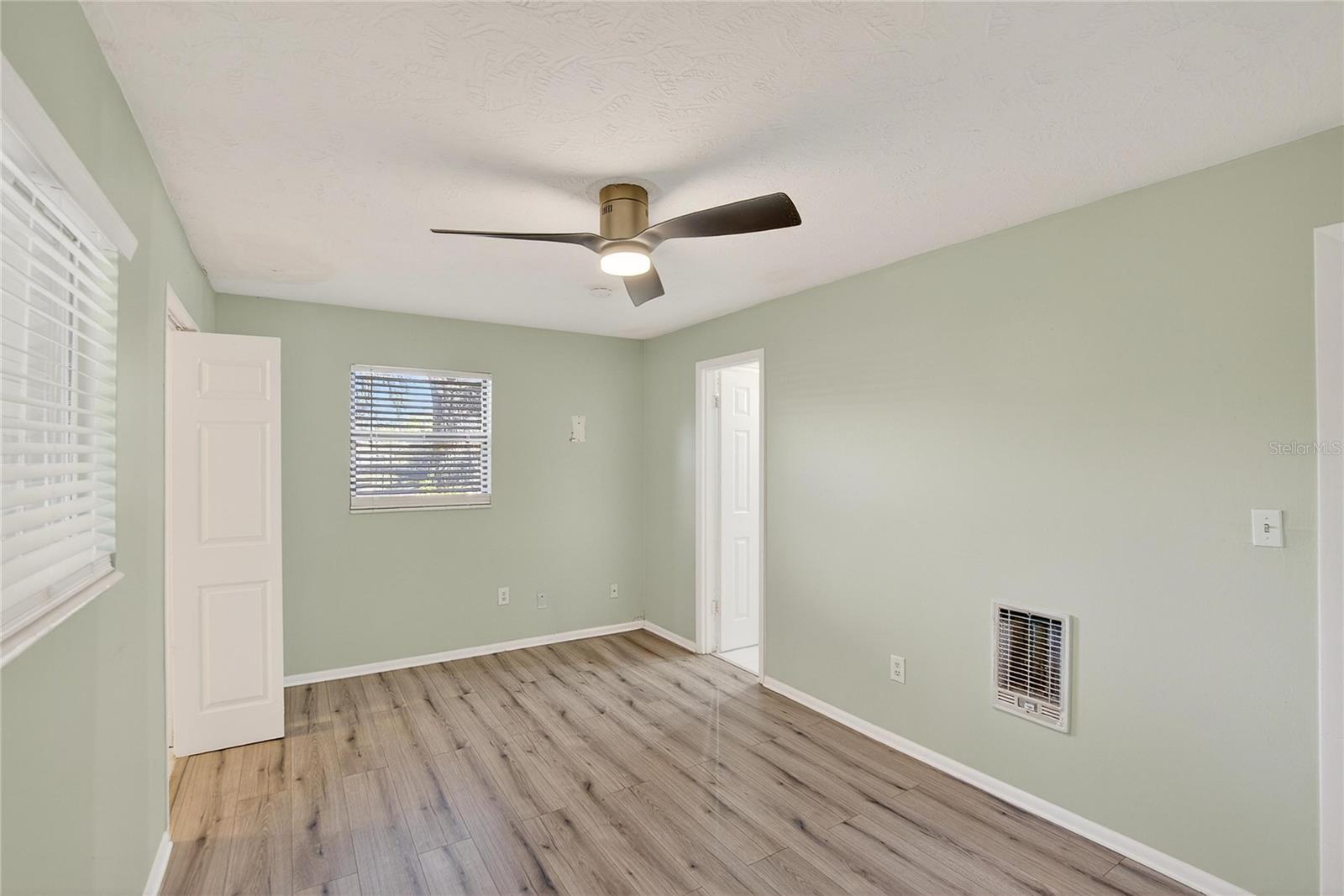 Image 11 of 23 For 3519 Colleen Drive