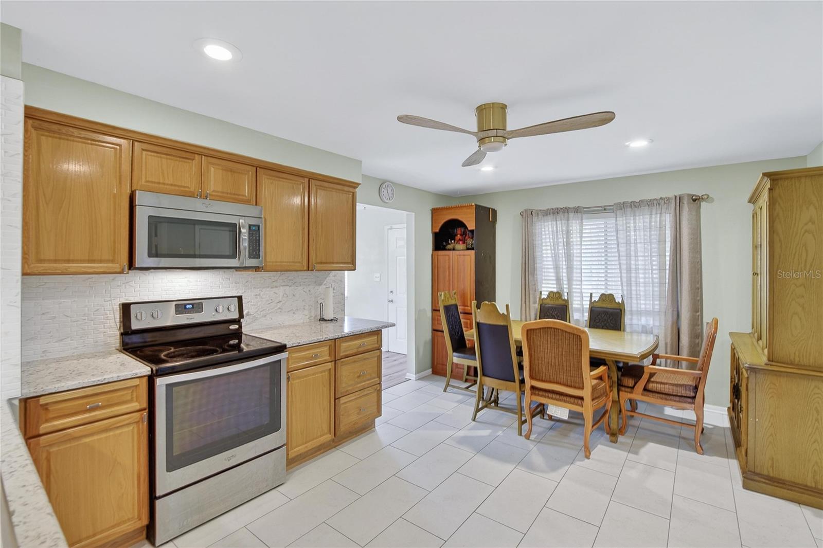 Image 7 of 23 For 3519 Colleen Drive