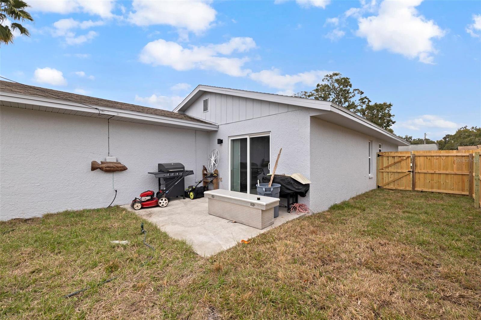 Image 29 of 33 For 935 47th Avenue N