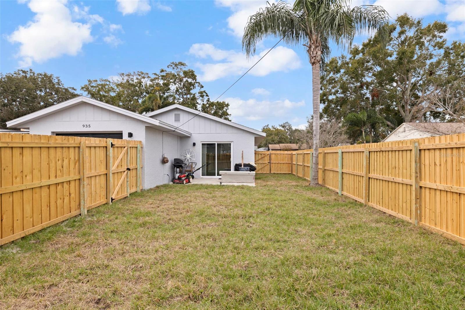 Image 31 of 33 For 935 47th Avenue N