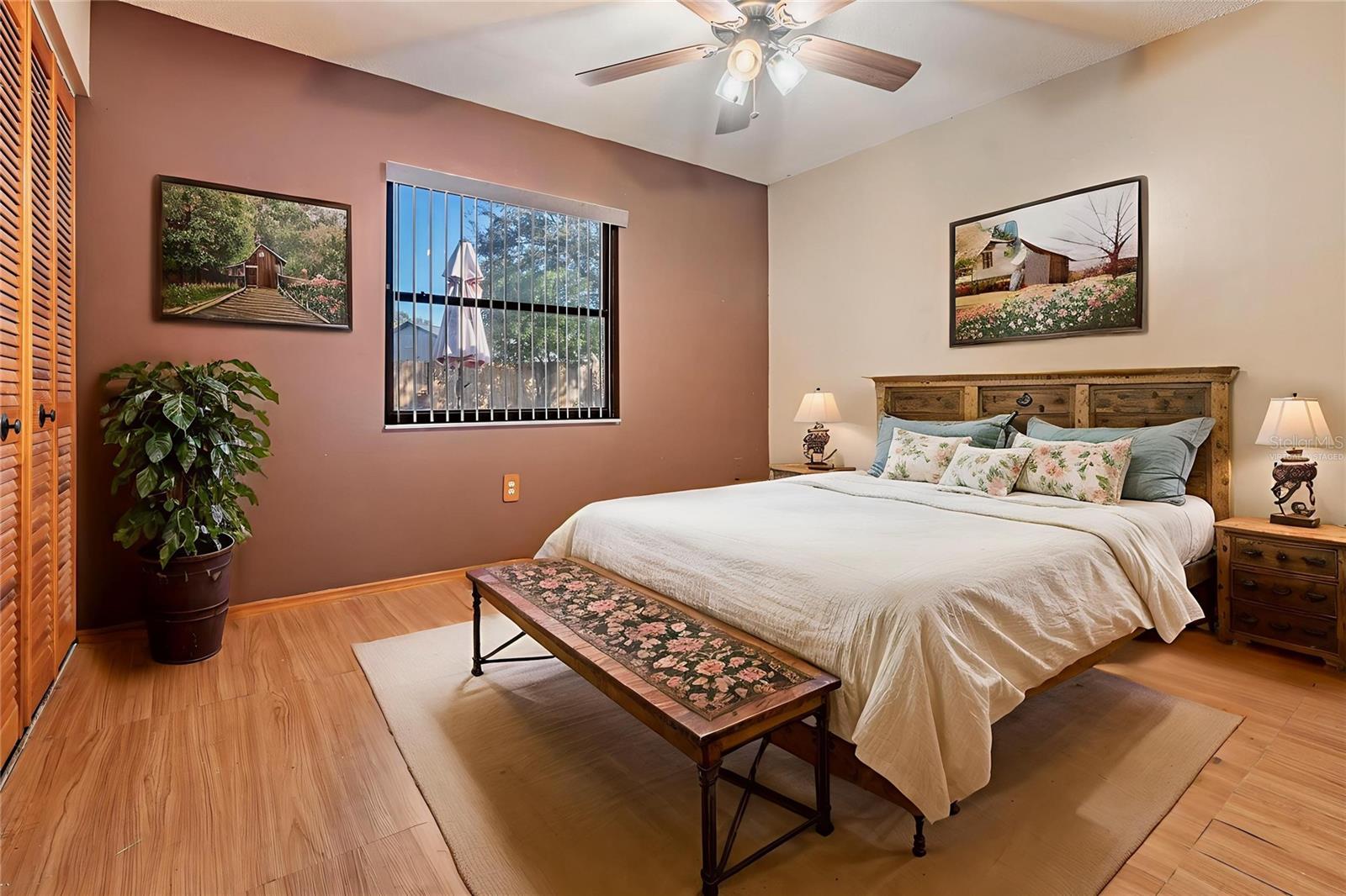 Image 20 of 33 For 7954 Knox Loop