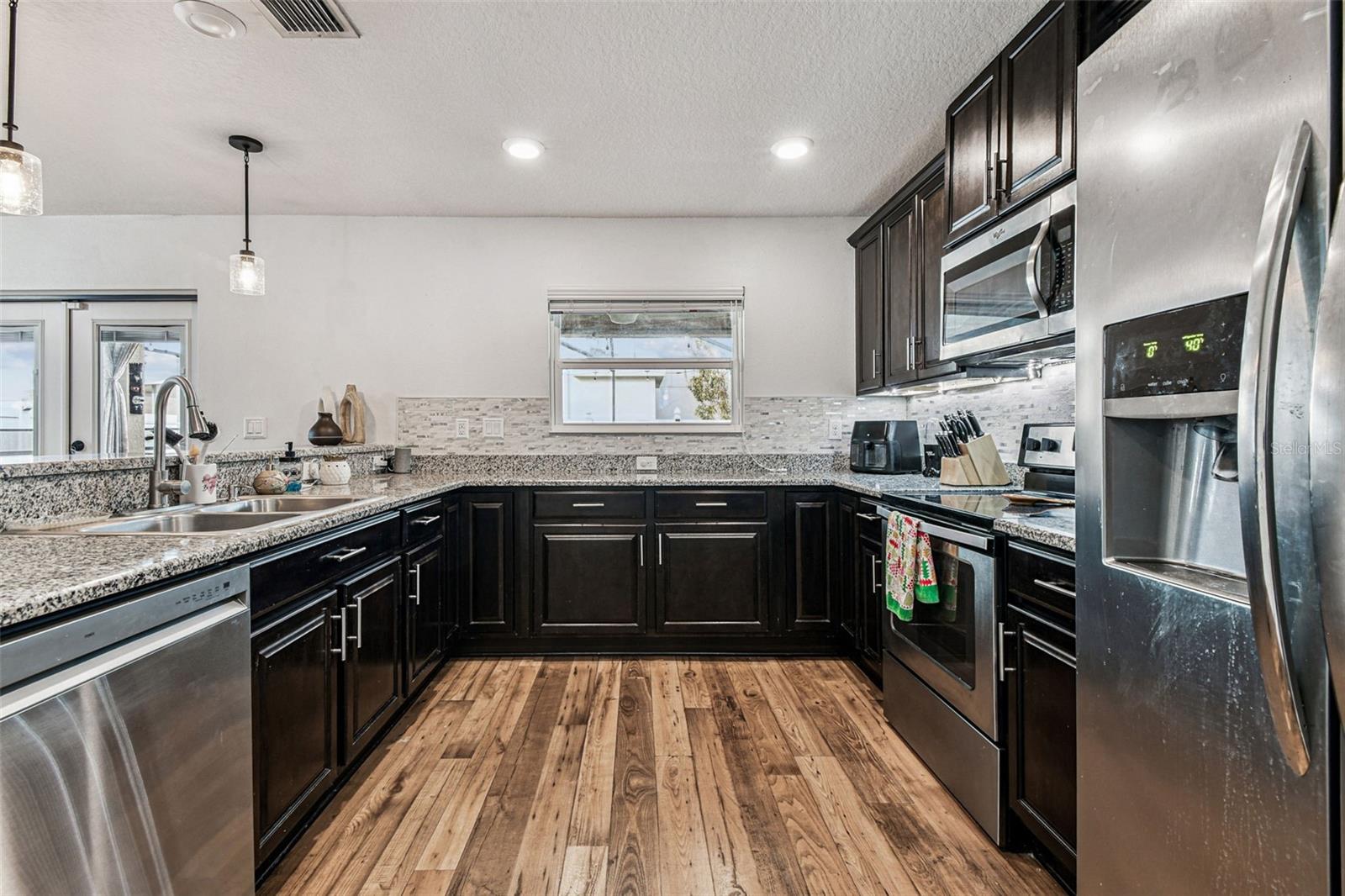 Image 36 of 93 For 10403 Laguna Plains Drive