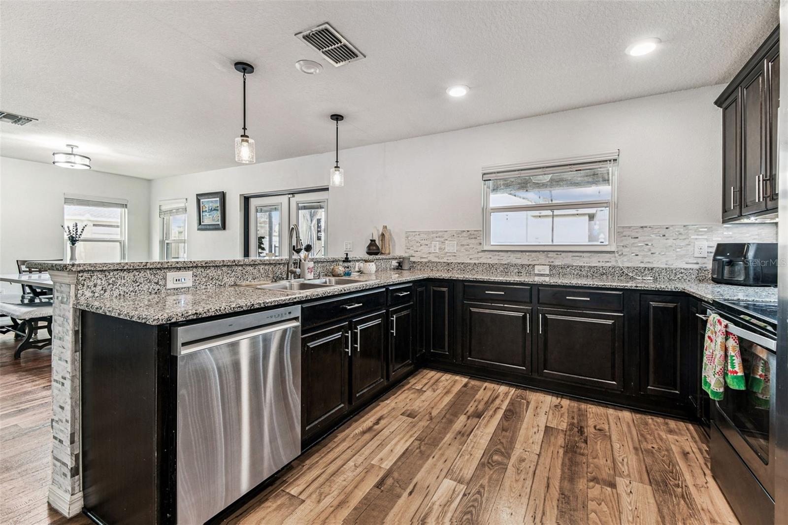 Image 37 of 93 For 10403 Laguna Plains Drive