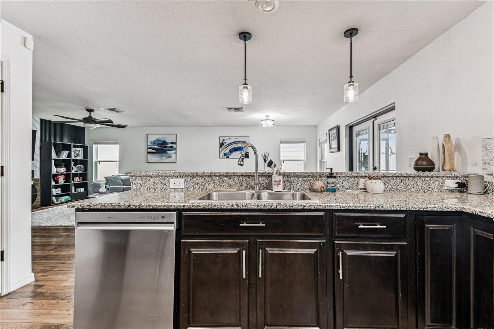 Image 38 of 93 For 10403 Laguna Plains Drive