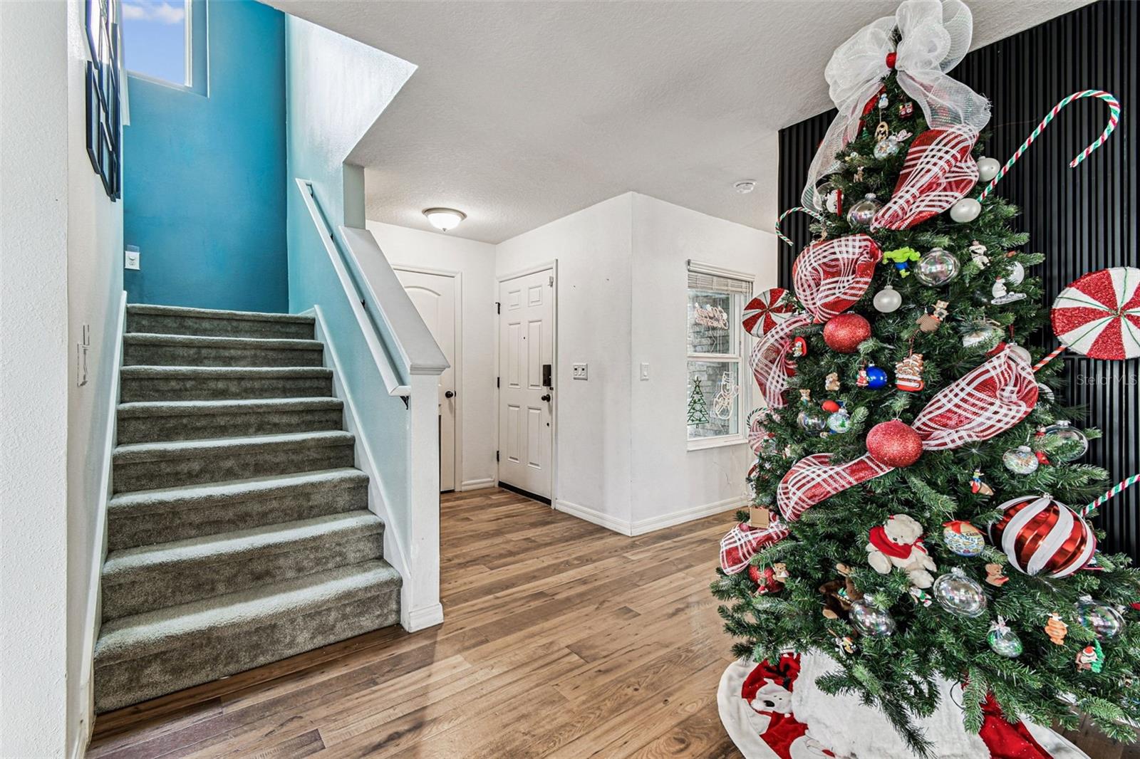 Image 46 of 93 For 10403 Laguna Plains Drive