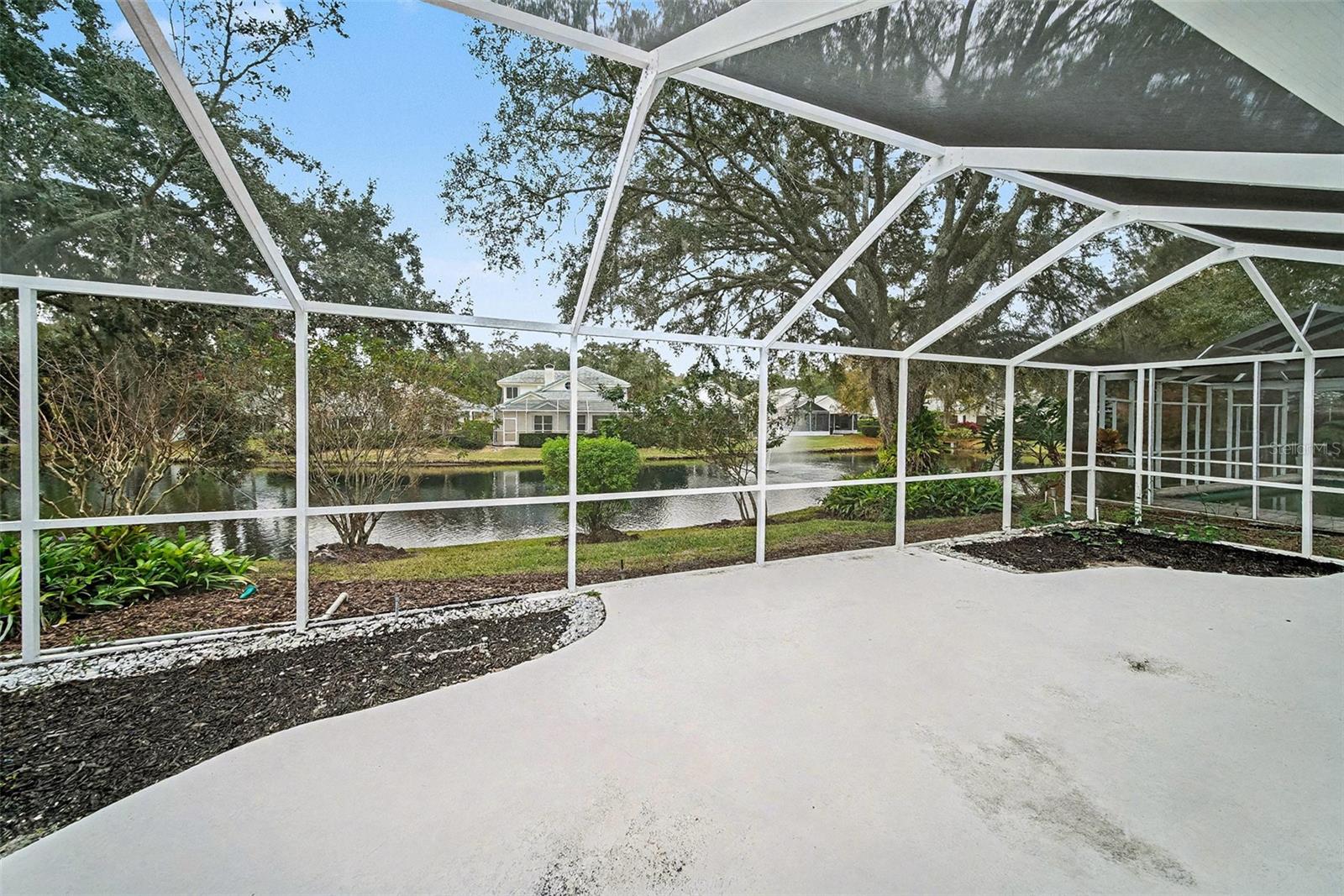 Listing photo id 38 for 15811 Sanctuary Drive