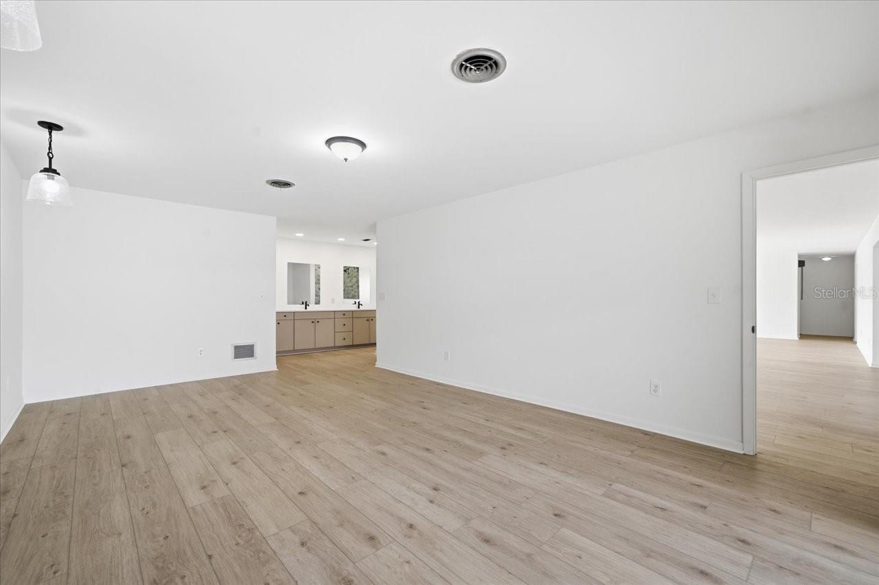 Listing photo id 14 for 2 Dorado Place