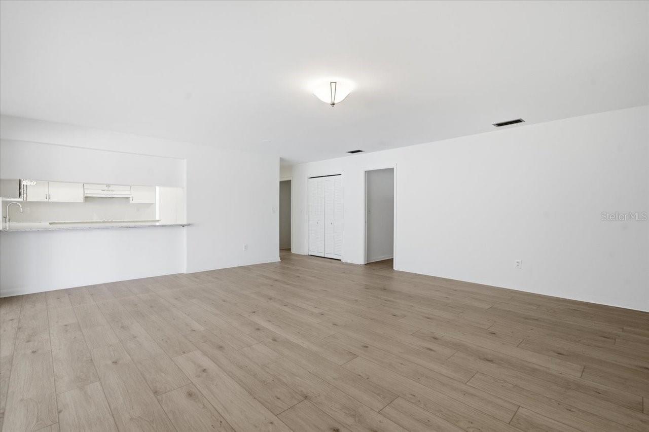 Listing photo id 16 for 2 Dorado Place