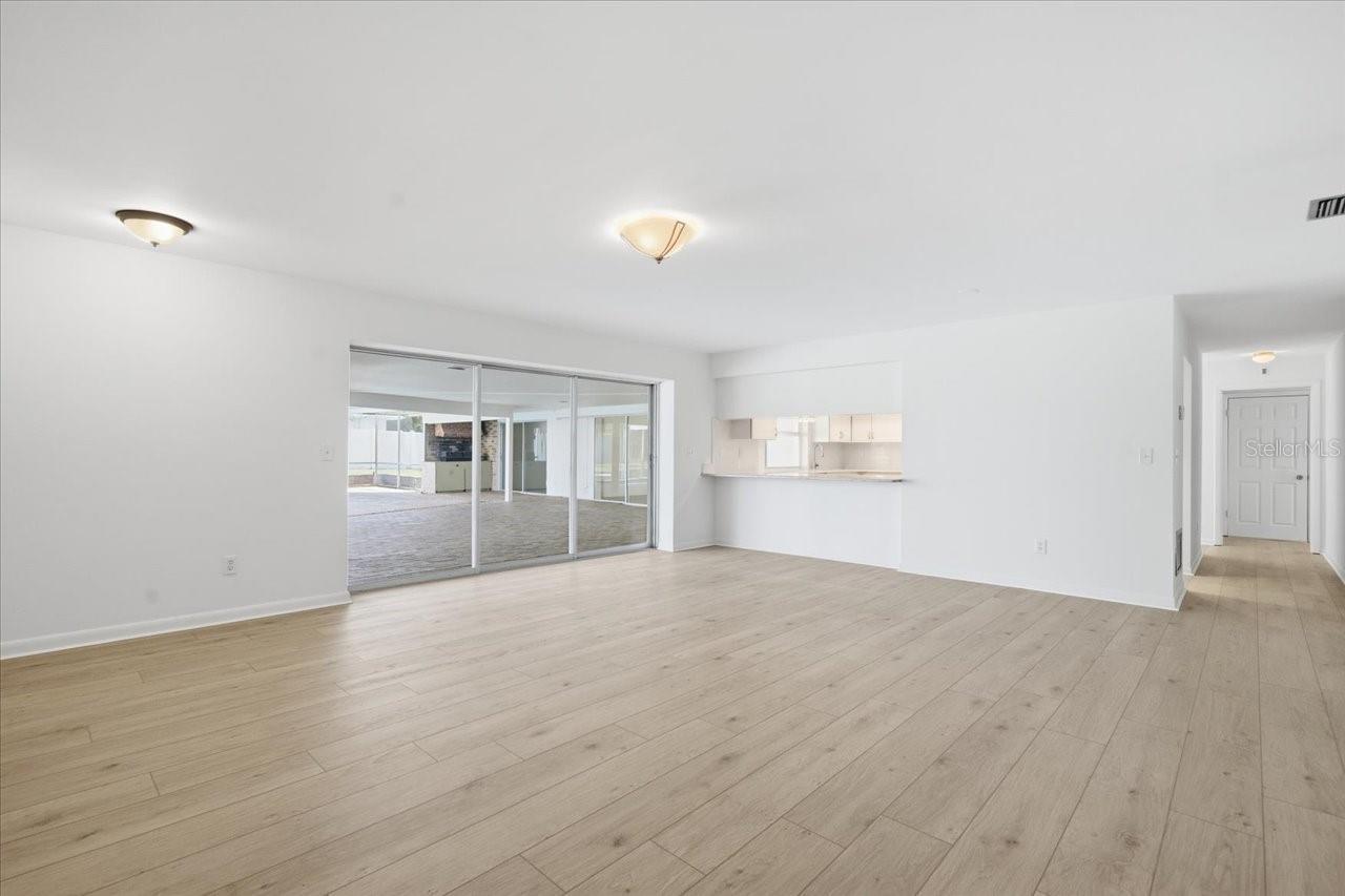 Listing photo id 17 for 2 Dorado Place