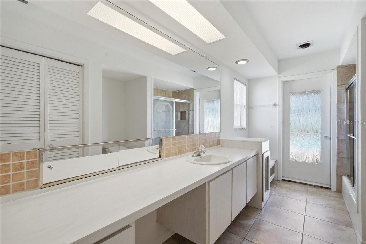 Listing photo id 40 for 2 Dorado Place