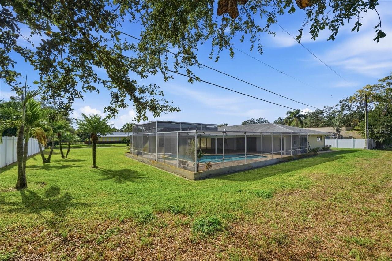 Listing photo id 52 for 2 Dorado Place