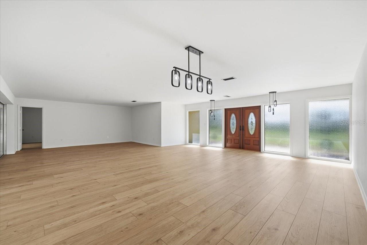 Listing photo id 4 for 2 Dorado Place