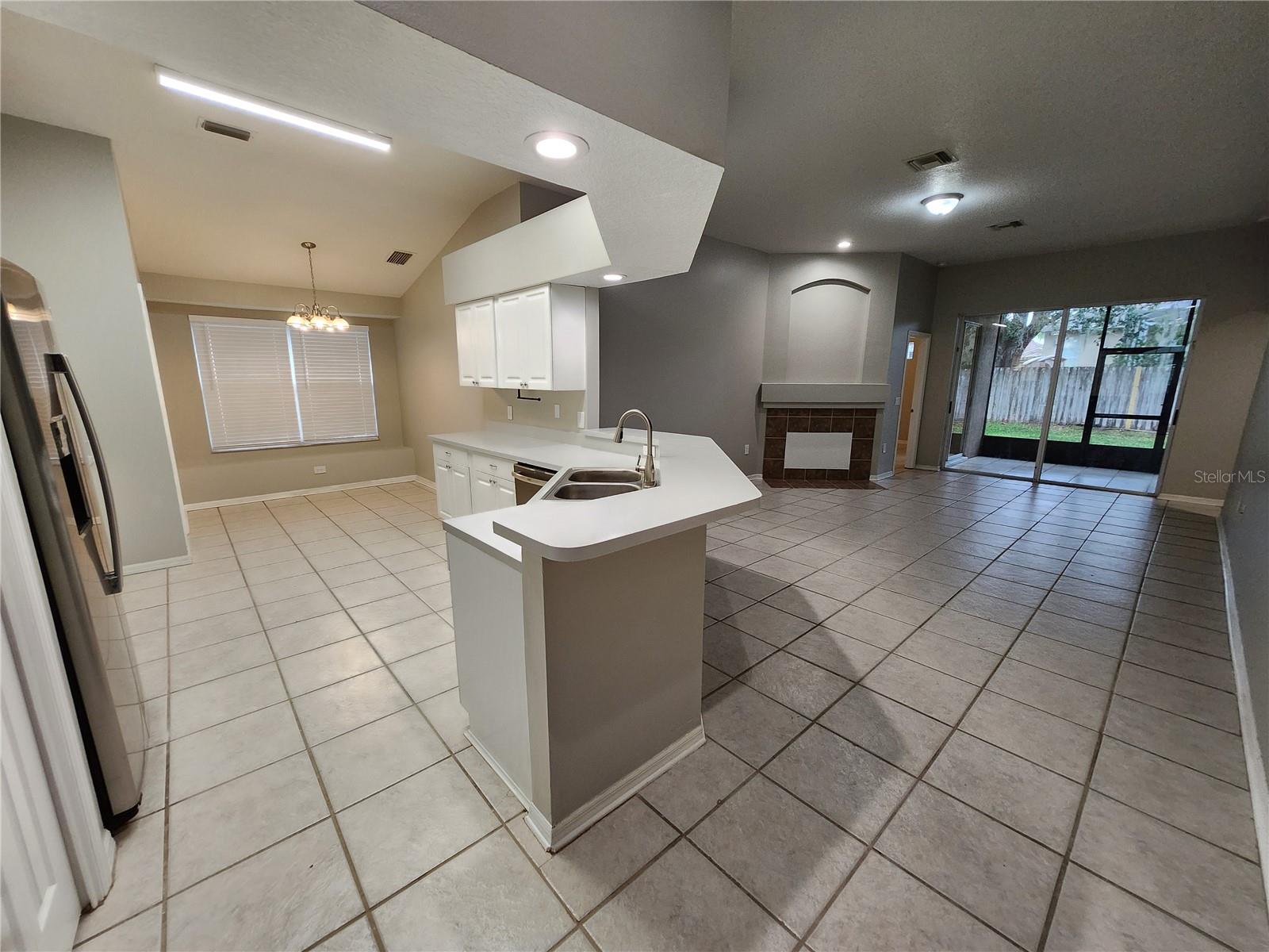 Image 9 of 28 For 22707 Roderick Drive