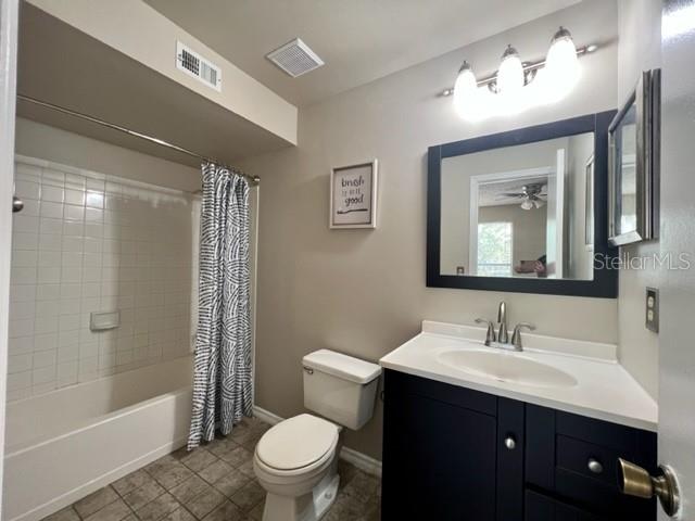 Image 15 of 23 For 10122 Winsford Oak Boulevard 411