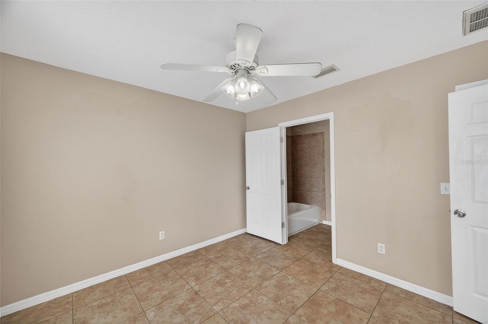 Image 16 of 30 For 3219 Spooner Drive