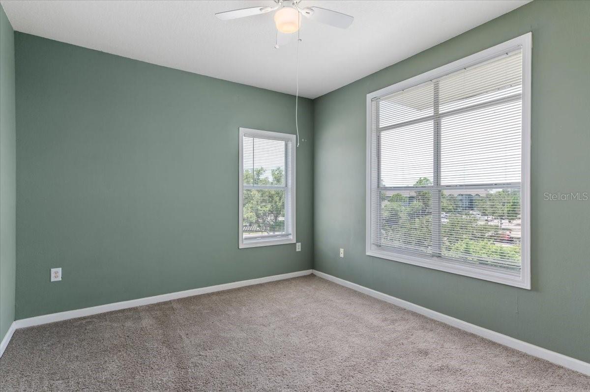 Image 17 of 42 For 4802 51st Street W 1311