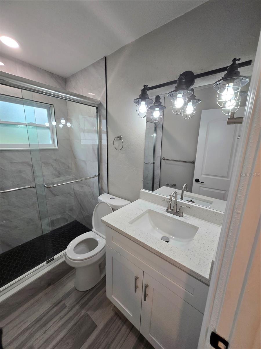 Image 7 of 26 For 782 75th Avenue N