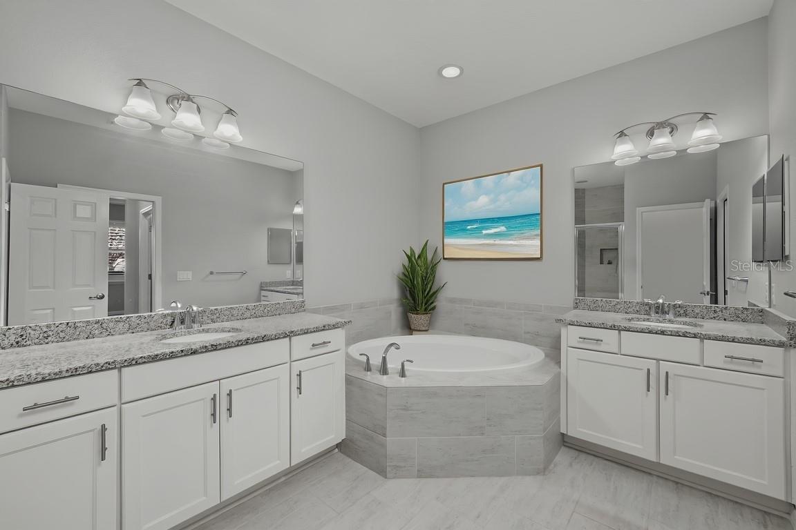 Image 15 of 29 For 1466 Twin Villas Way