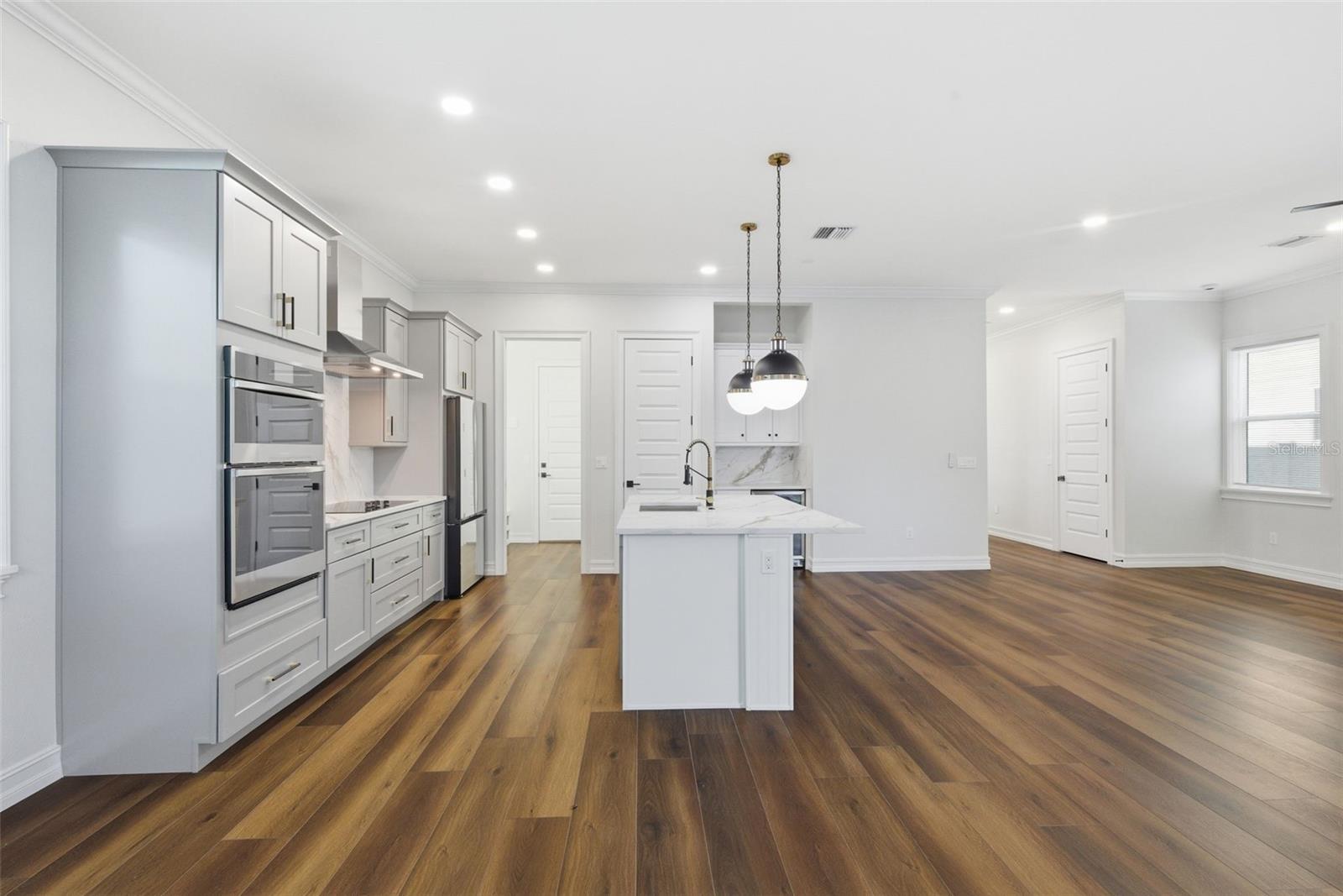 Image 17 of 55 For 3829 71st Street N