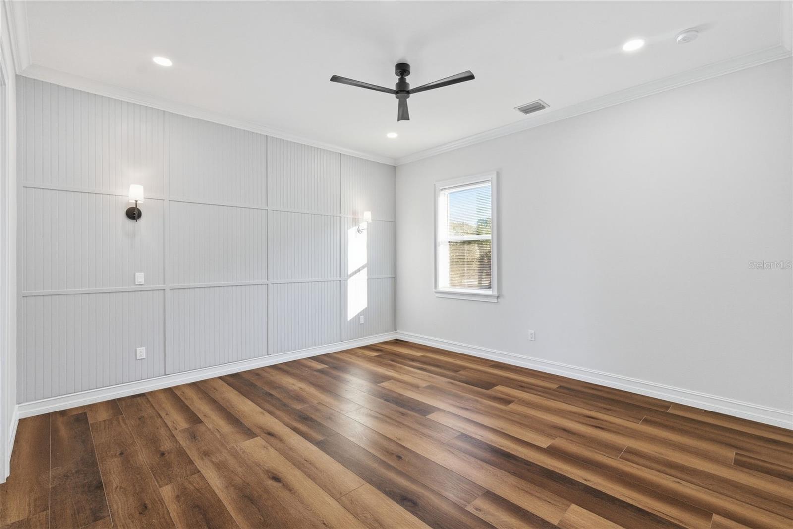 Image 24 of 55 For 3829 71st Street N